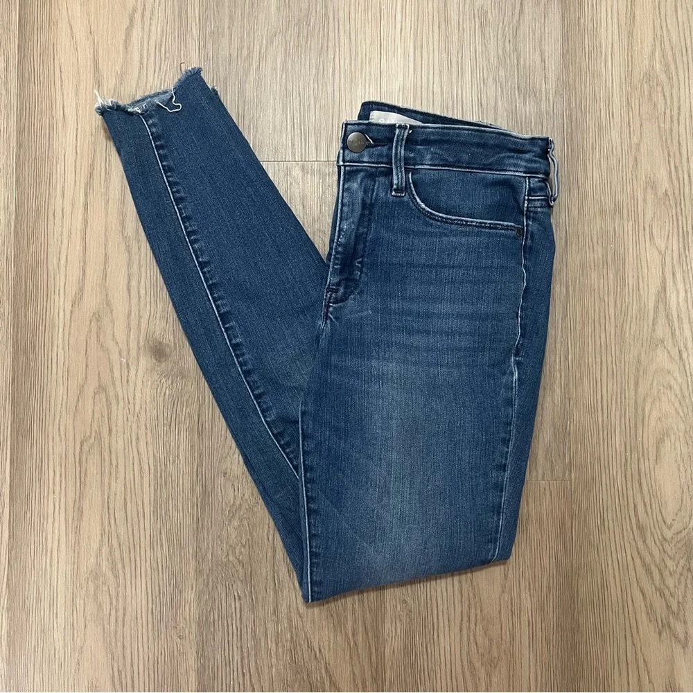 Athleta Sculptek Skinny Jeans Raw Hem Stretch Sculpting Denim Size 4